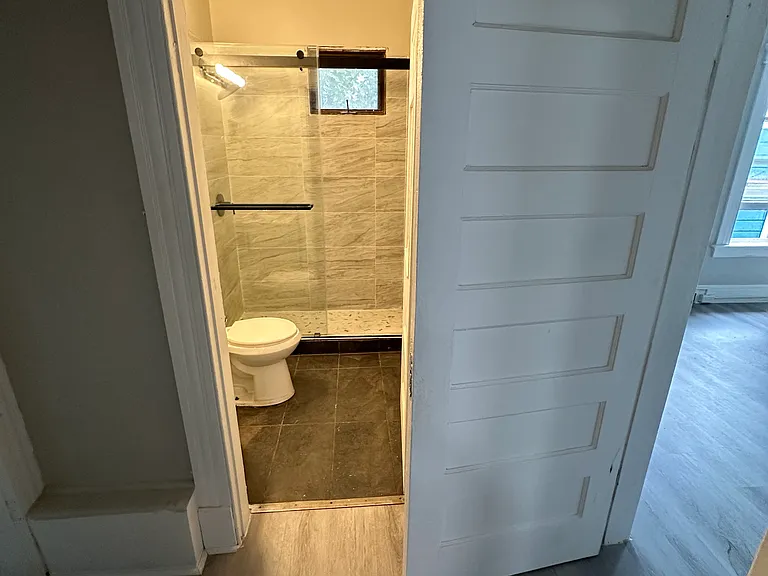 191 Buckingham St #2 — Photo 7