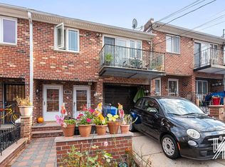 2039 49th St, Astoria, NY 11105