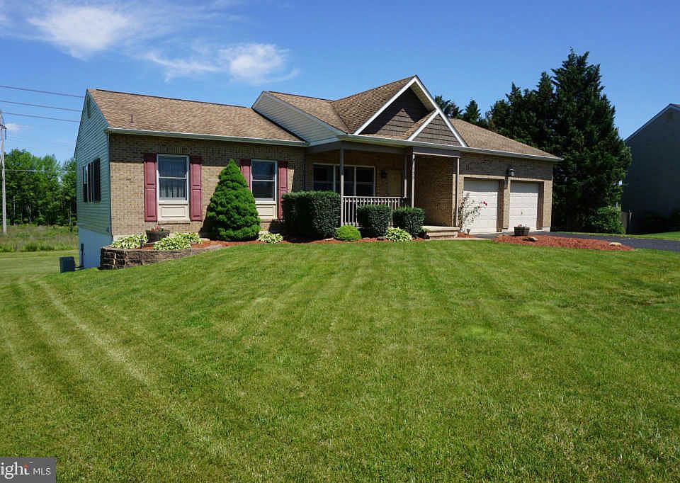 1st image of 130 Coopers Dr