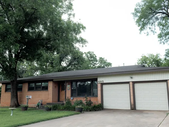 685 Westwood Dr, Abilene, TX 79603