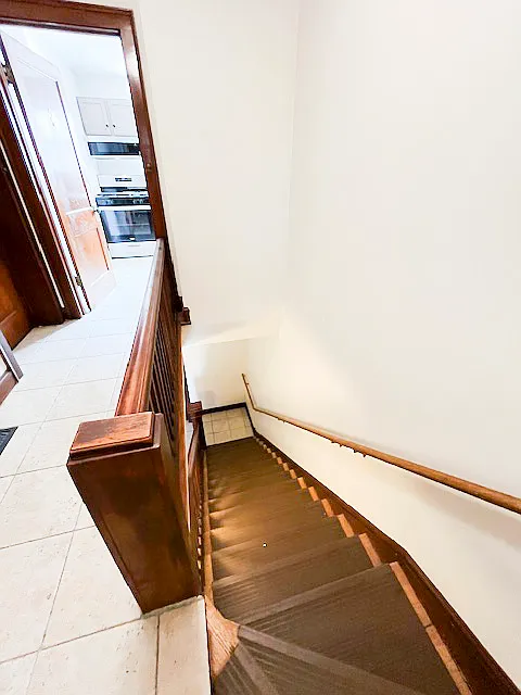 2 bed, 900 sqft, $1,800 — Photo 2