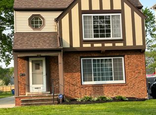 14731 Fernway Ave, Cleveland, OH 44111