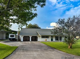 4672 Raymond Labauve Rd, Brusly, LA 70719