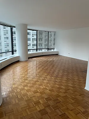 Rented by Solow Realty | media 1