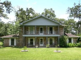 451 Bowler Rd, Waller, TX 77484