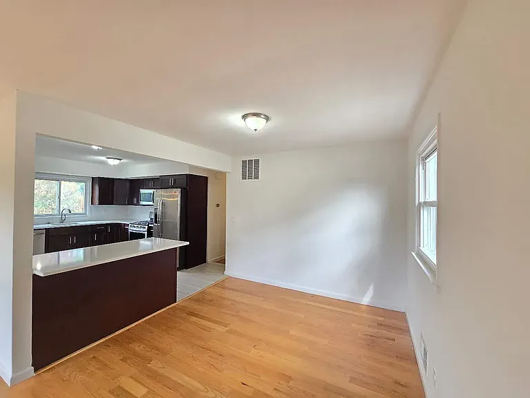 87 Pacific Ave #2 — Photo 10