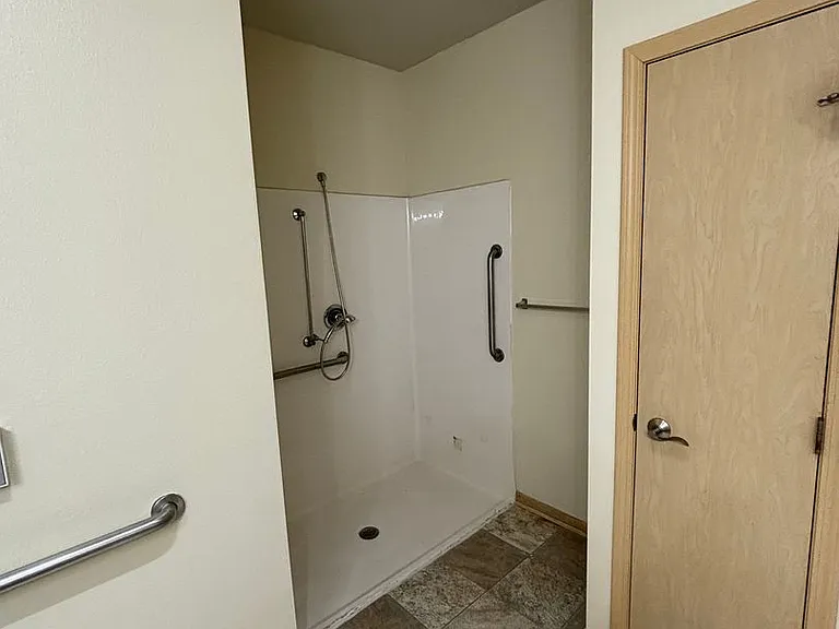 1210 W North Ave — Photo 3