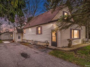 8129 Crapo St, Swartz Creek, MI 48473