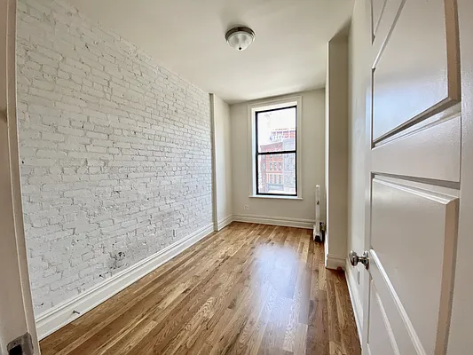 Rented by Corcoran | media 15