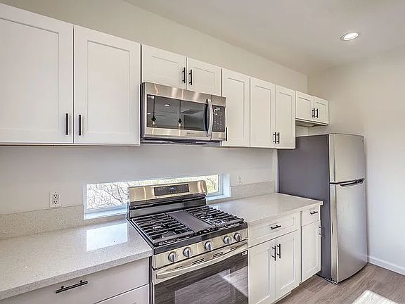 3rd image of 251 S Texas Ave #103