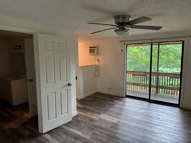 3137C Wrights Ferry Rd — Photo 8