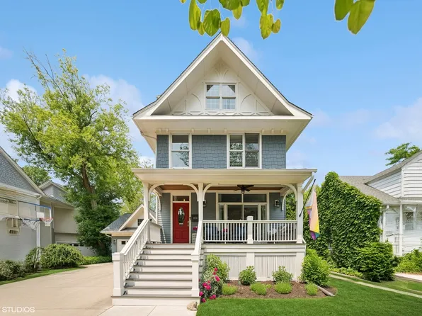 1706 Elmwood Ave, Wilmette, IL 60091