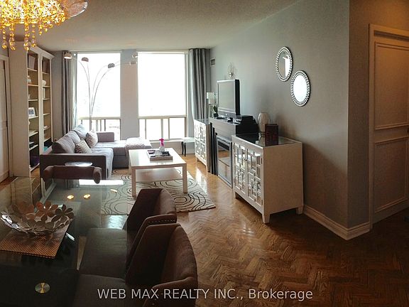 5th image of 25 Grenville St #1808