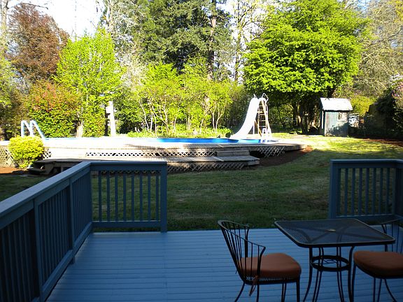 Back deck/pool