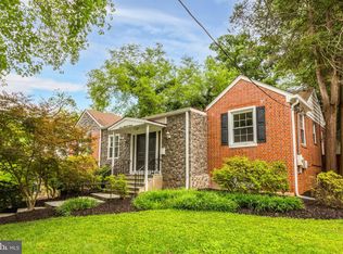7016 W Greenvale Pkwy, Chevy Chase, MD