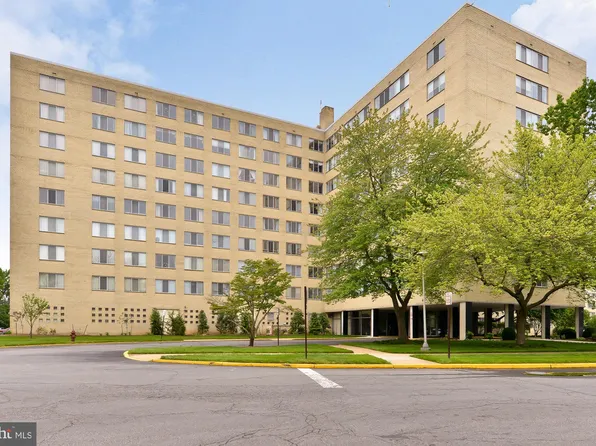 6621 Wakefield Dr APT 718, Alexandria, VA 22307