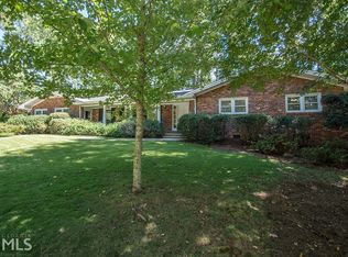 2541 Burnt Leaf Ln, Decatur, GA 30033