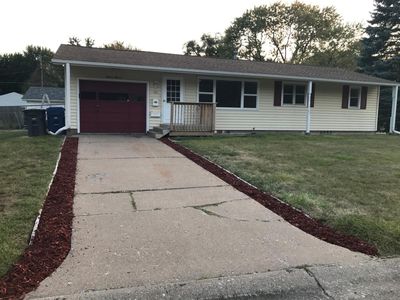 1111 Crestview Ct, Bettendorf, IA, 52722