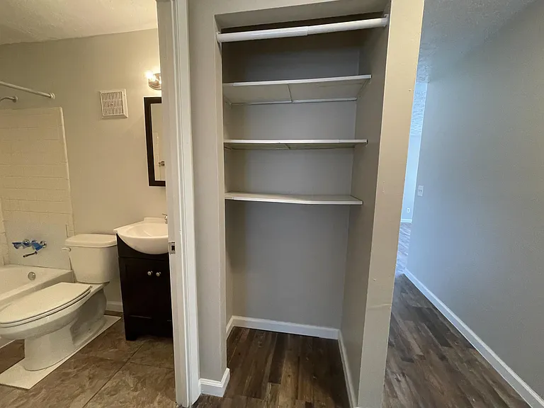 4591 Paddock Rd — Photo 13