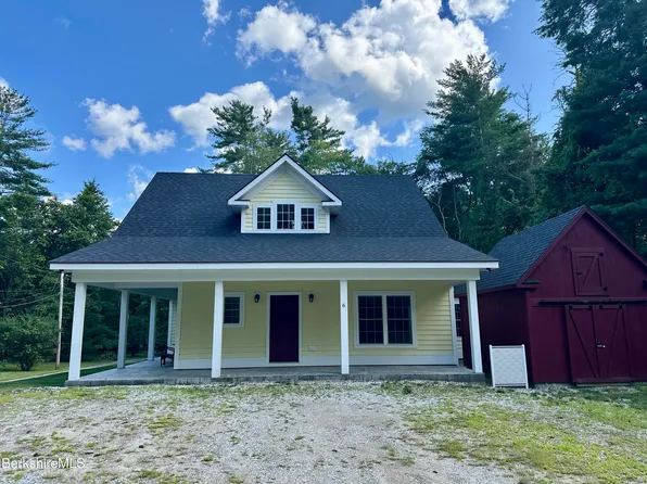 6 Redwood Ln, Sheffield, MA 01257