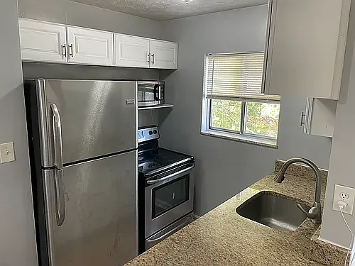 Topaz Village — Photo 12