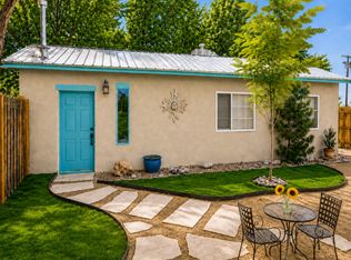 1 Orchard Ln, Corrales, NM 87048