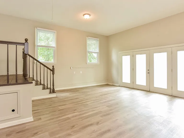 1110 E Rye Ct — Photo 7