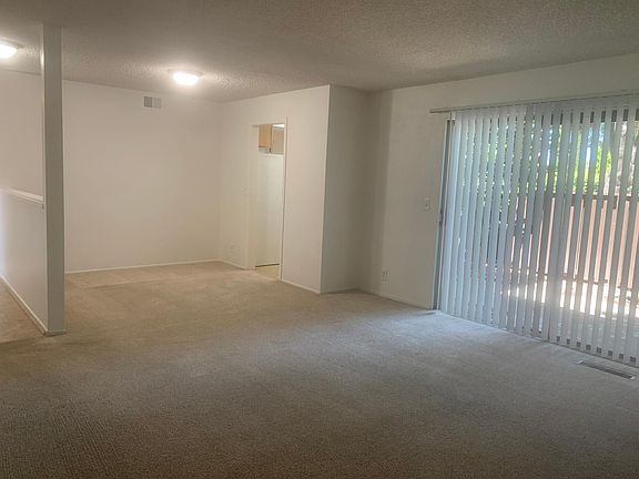 3rd image of 845 Bancroft Rd
