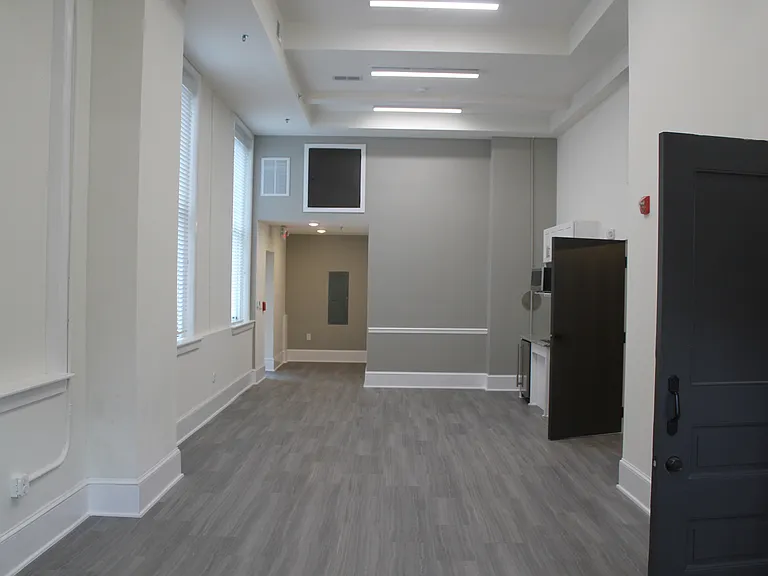 Woodstock Lofts — Photo 38