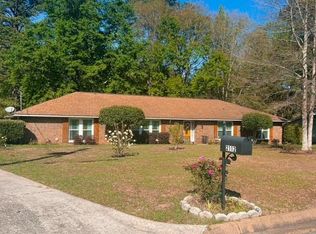 2112 Stonebridge Rd, Dothan, AL 36301