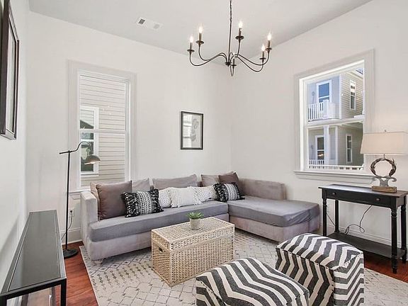 2nd image of 2213 Louisiana Ave #2213A