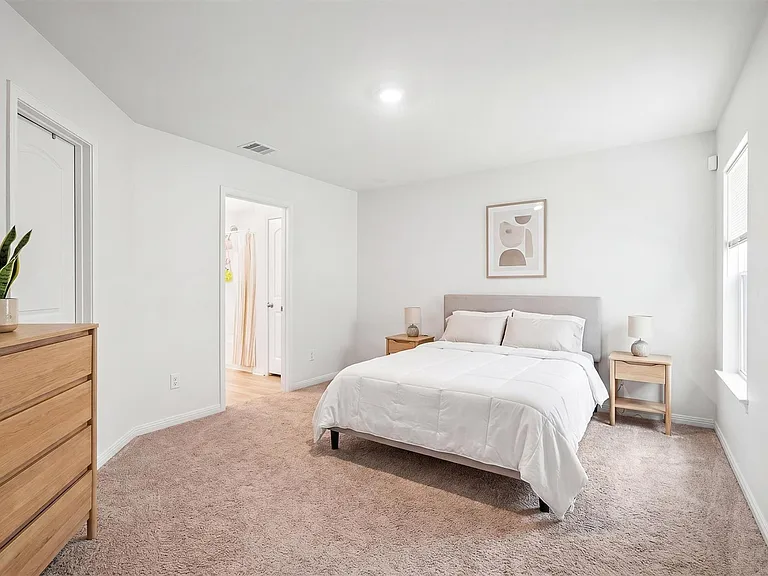 10619 Lost Maples Dr — Photo 15