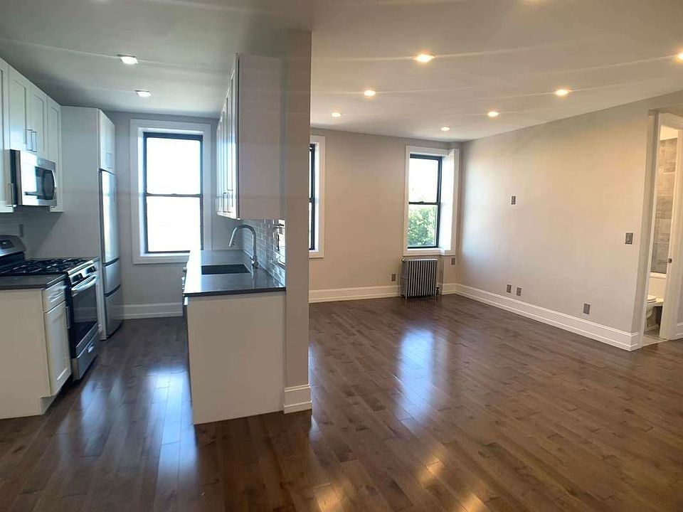 1st image of 1908 Avenue K #E4
