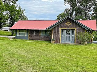 1227 E Bushong Rd, Tompkinsville, KY 42167