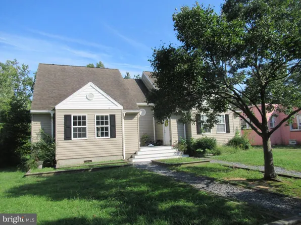 3437 Lawsonia Rd, Crisfield, MD 21817