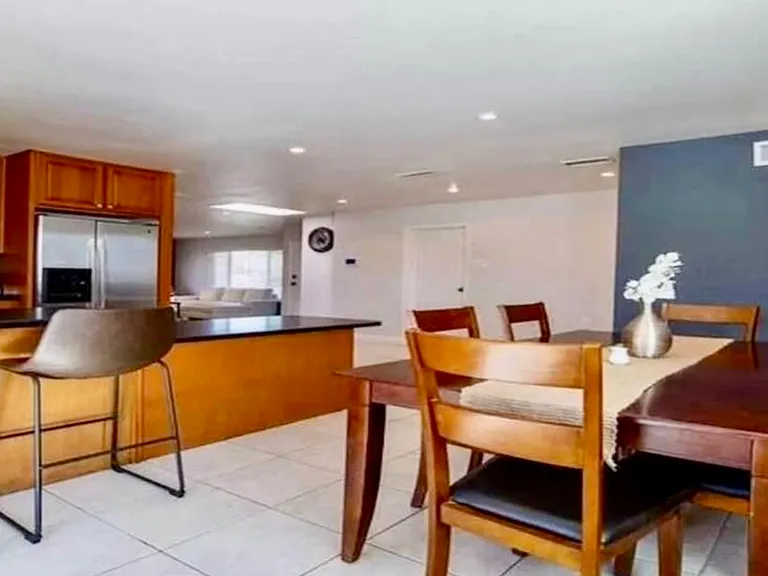7315 Bridgeview Ave — Photo 4
