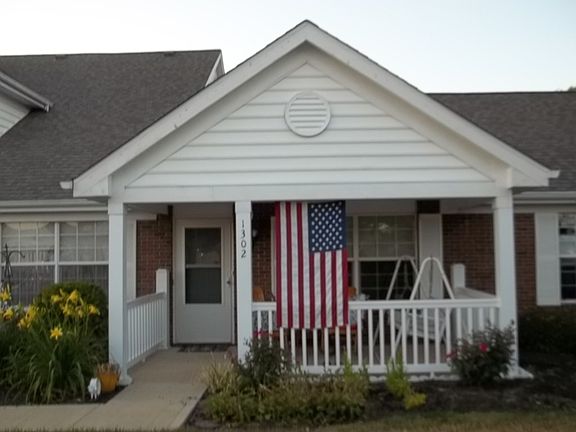 4th image of 1302 Old Pond Dr