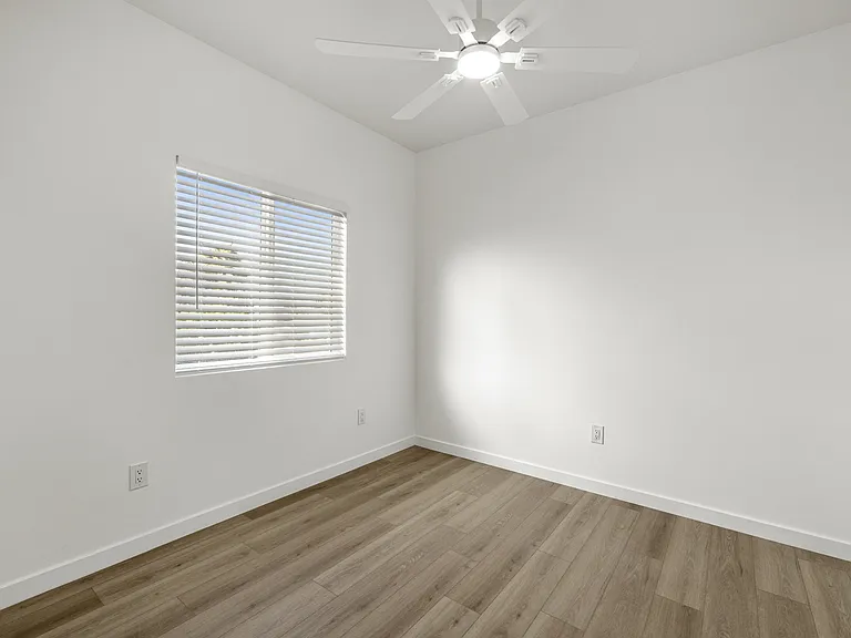 5006 La Dorna St #1 — Photo 6