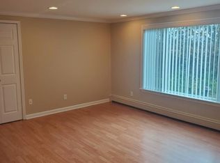 409 S Main St APT 16, Romeo, MI 48065