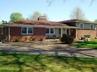 5717 W Mill Rd, Evansville, IN 47720