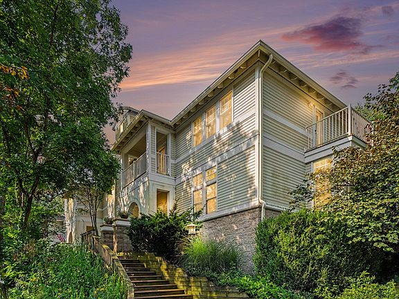 2nd image of 18400 Dunecrest Dr Unit 6