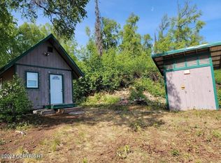 41685 S Running River Dr, Talkeetna, AK 99676