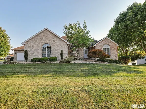 4602 Covington Ln, Quincy, IL 62305