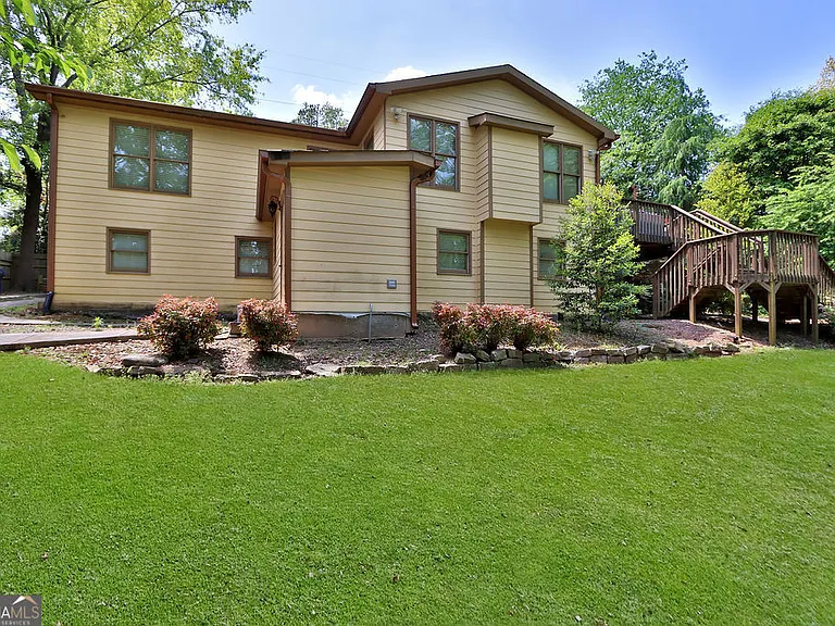 4081 Ashford Dunwoody Rd NE — Photo 64