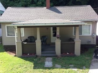 121 Blatnik Rd, Fayette City, PA 15438