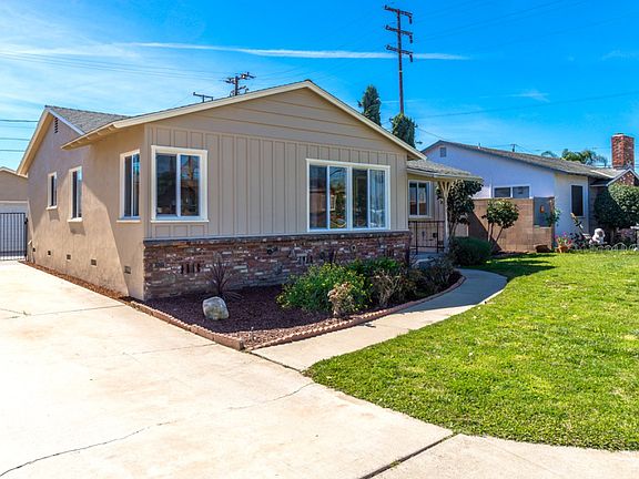 4th image of 9208 Roseglen St