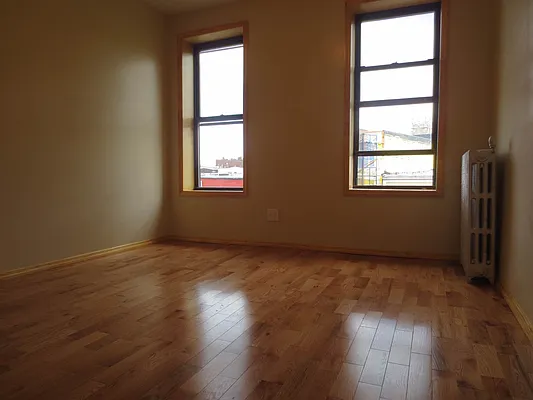 Rented by MPGL Realty Corp | media 20