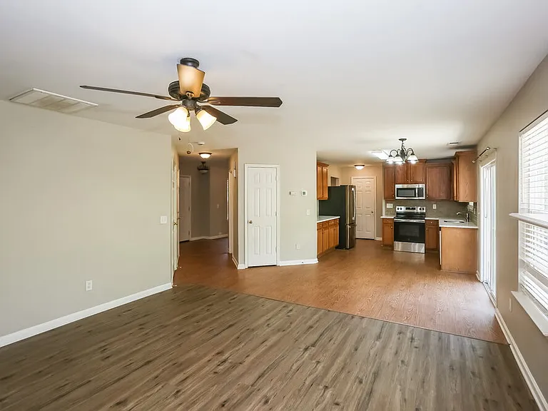 6010 Firethorne Ln — Photo 7