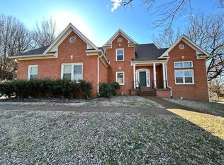 9458 Foothills Dr, Brentwood, TN 37027