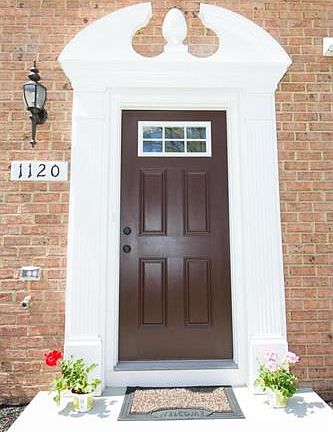 2nd image of 1120 Oakwood St